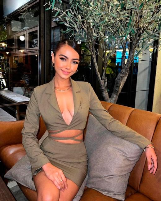 Элитные эскортницы